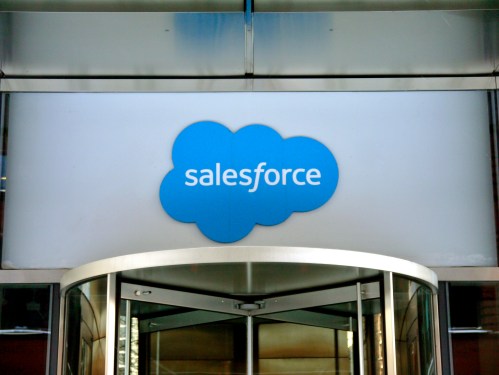 Salesforce, AI destekli müşteri hizmetleri platformu Fin'i 3,6 milyar dolar karşılığında satın alacak