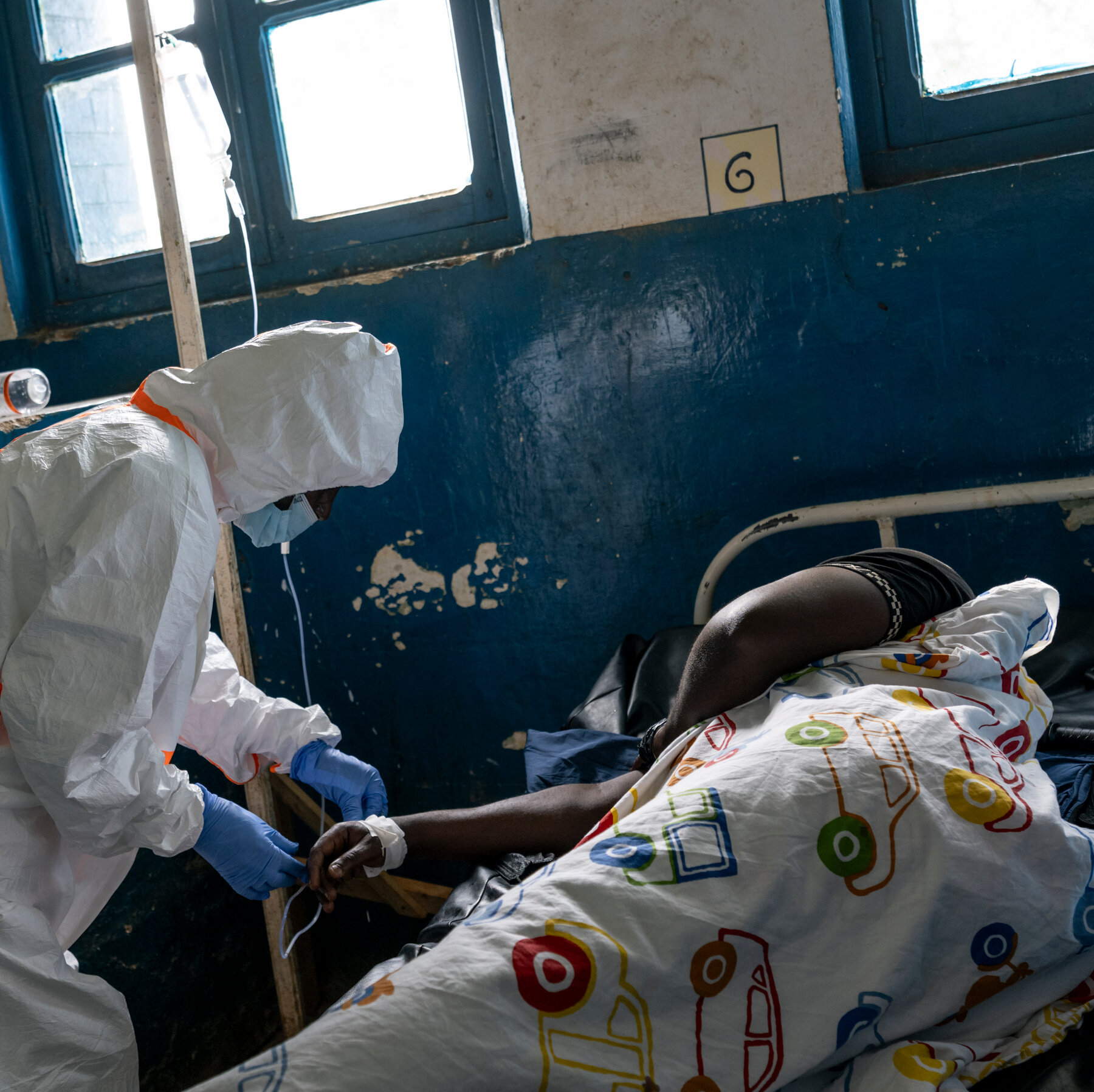 Afrika CDC Başkanı Ebola Salgını En Fazla Kayıp Olabilir