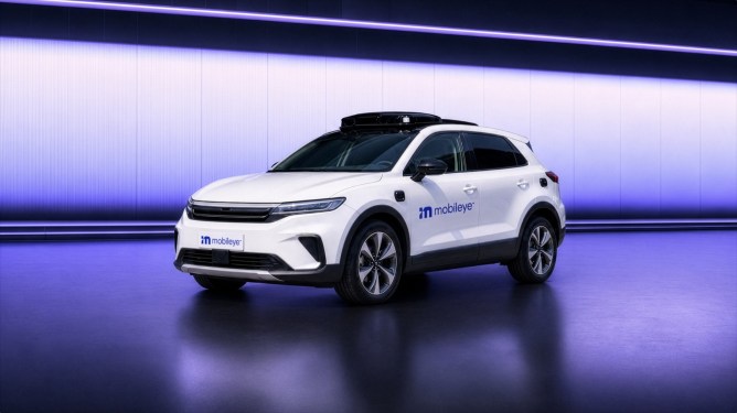 Mobileye, ABD'de robot taksi launchunu hazırlıyor, otomatik araç pazarının her iki yanına giriyor