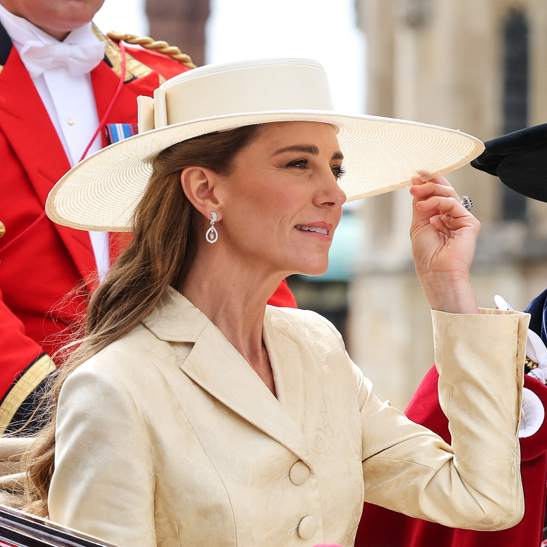 Londra Hastane Çalışanı, Hasta Catherine’in Tıbbi Kayıtlarını Satmaya Çalıştığı İçin Uyarıldı
