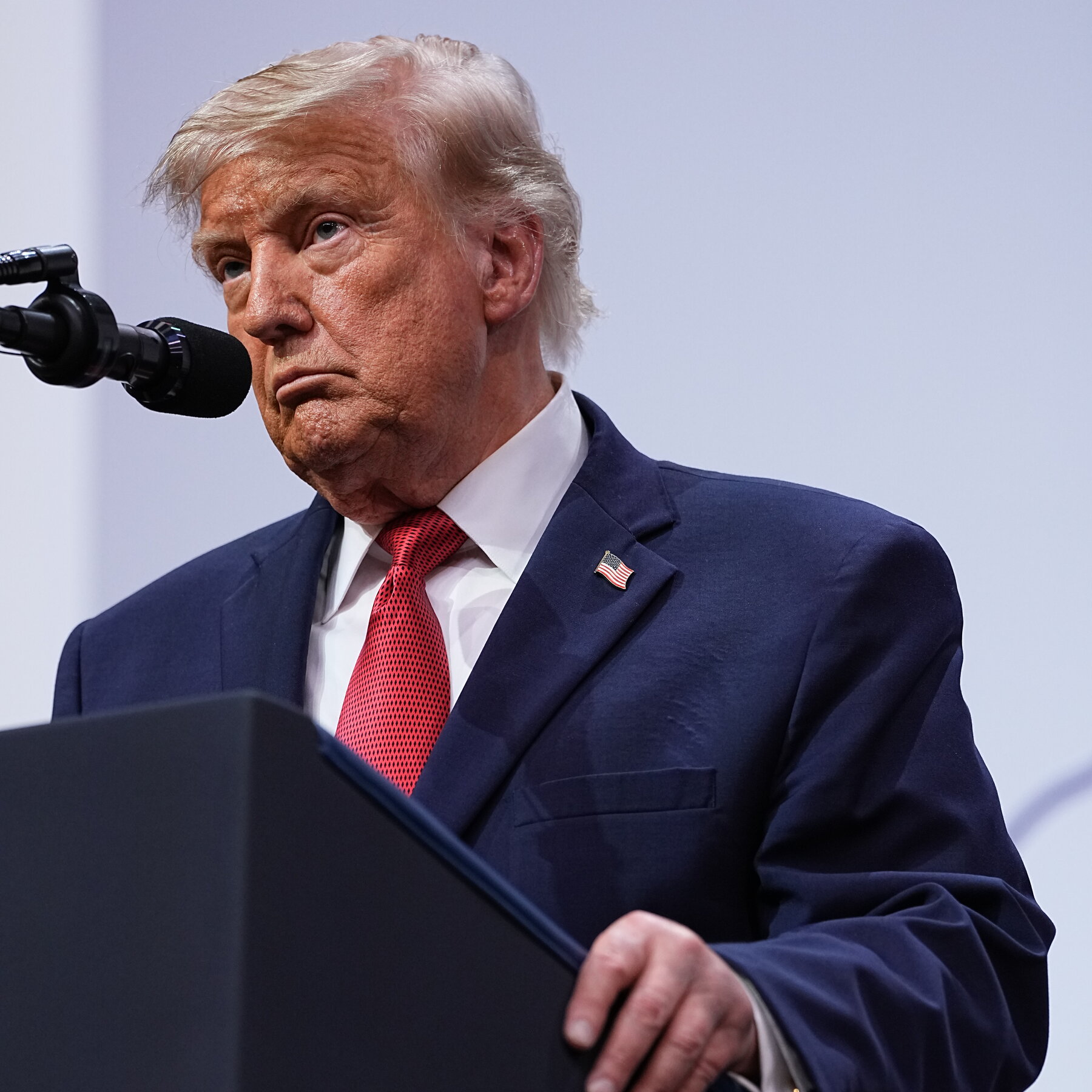 Trump'ın İran'a Şartsız Teslimiyet Çağrısı Beklenmedik Sonuçla Karşılandı