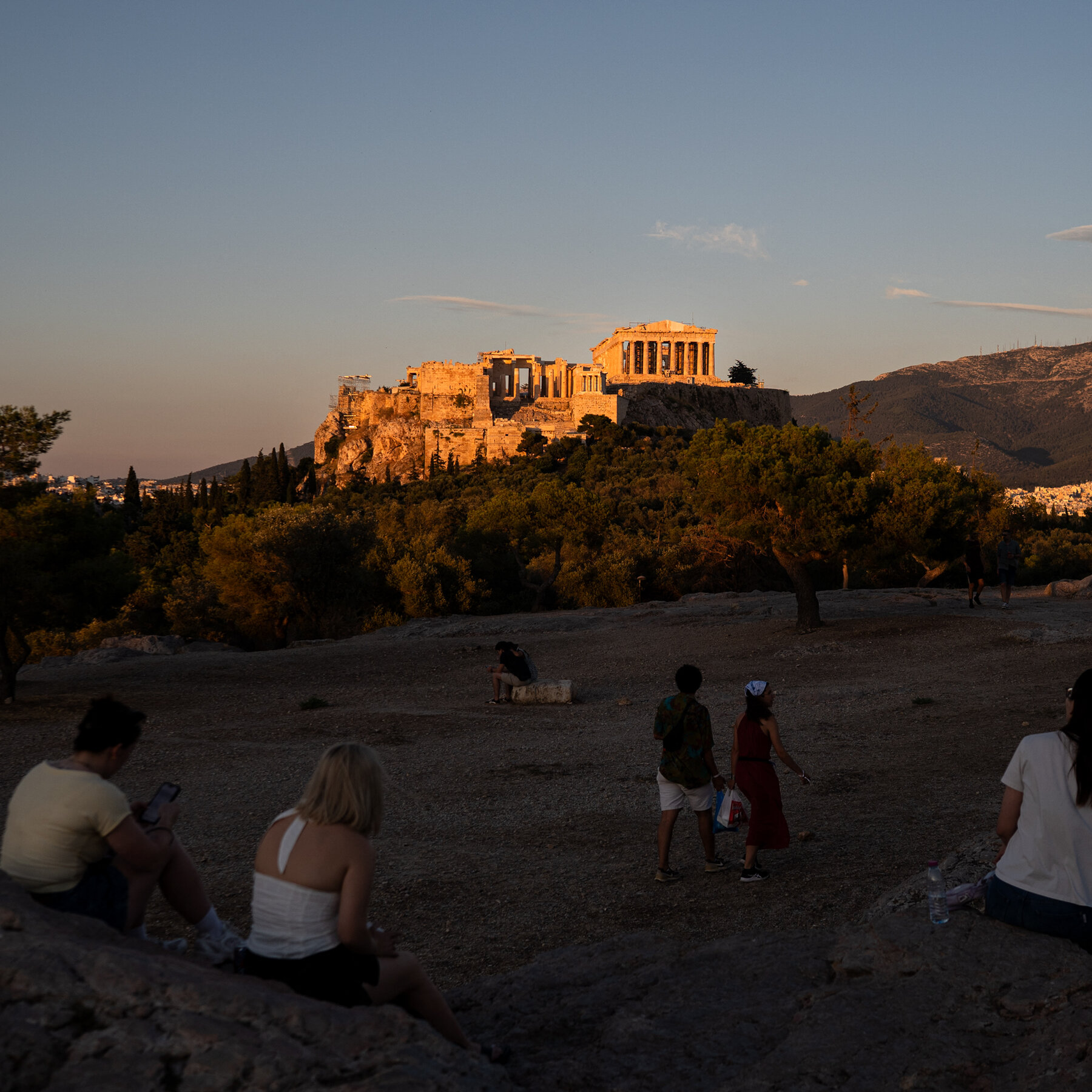 Parthenon'un Batı Yüzeyinde 220 Yılın Ekseni Dolduruldu