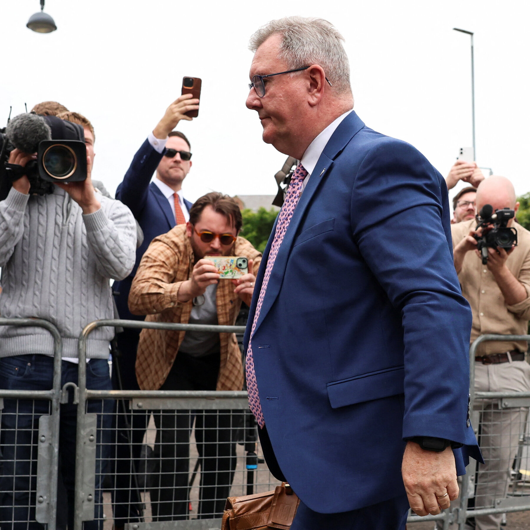 Kuzey İrlandalı Lider Jeffrey Donaldson Çocuk Cinsel Saldırısı Suçundan Mahkum Edildi