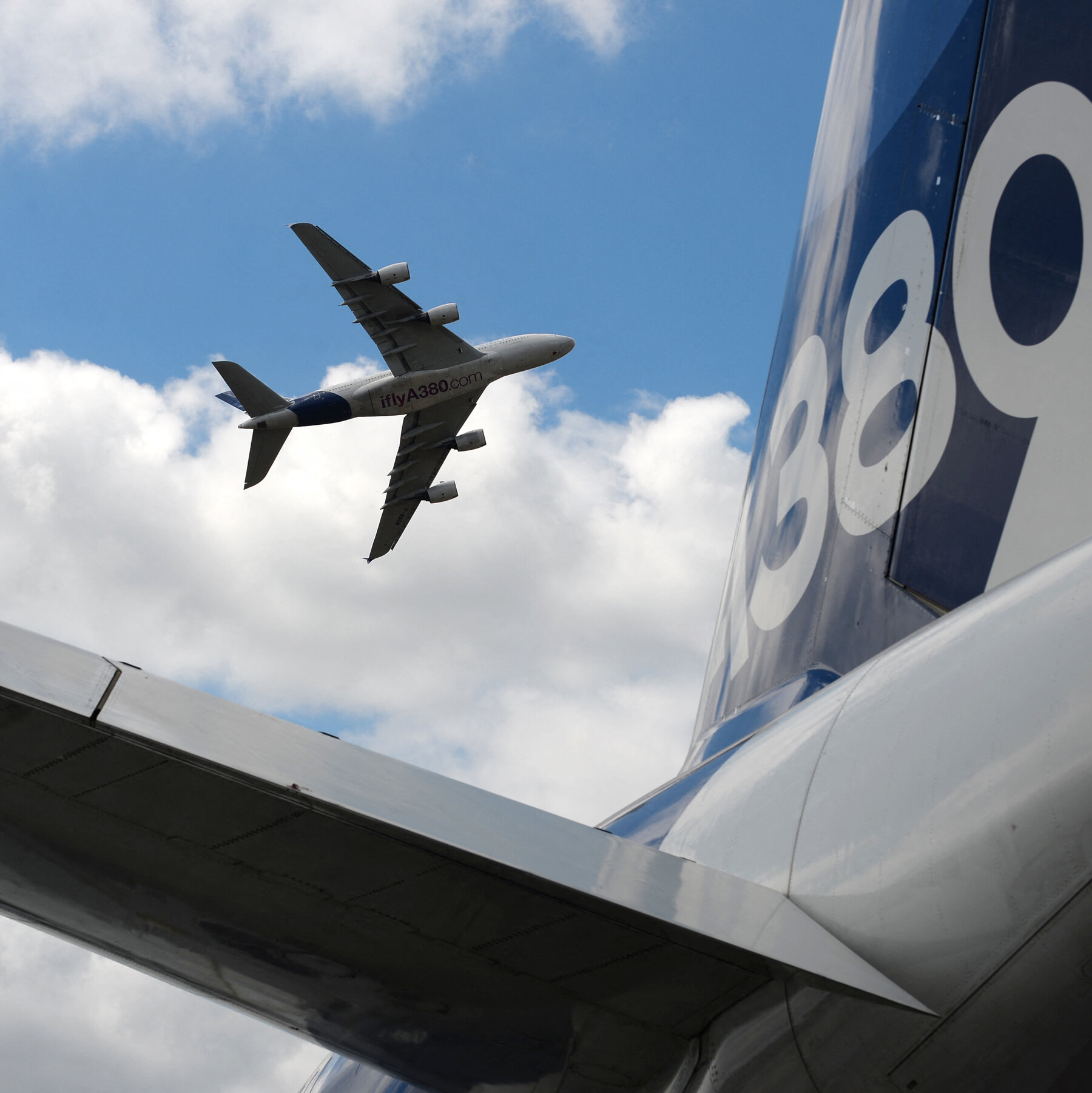 AB Düzenleyicisi, Kanat Çatlakları Nedeniyle Beş Airbus A380'i Yere İndirdi