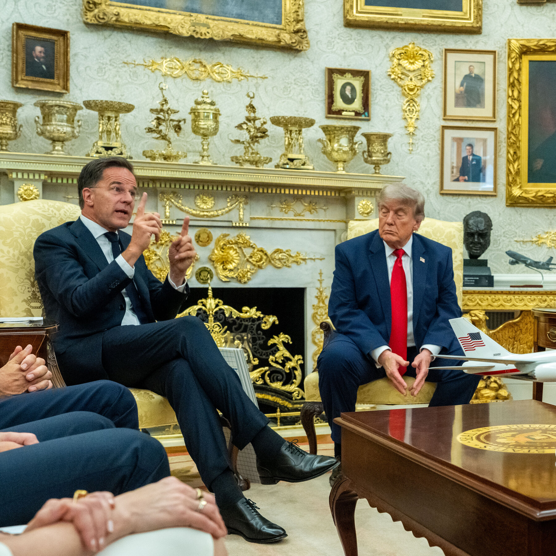 NATO Genel Sekreteri Mark Rutte, Trump'a Verdiği Veri ile İttifakı Koruma Girişiminde Bulundu