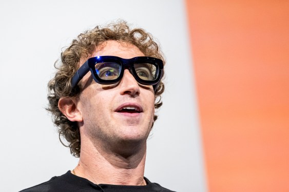 Meta, Glimmer Projesini Açıkladı: Zuckerberg'in Vizyonuna Yönelik Bir İpucu