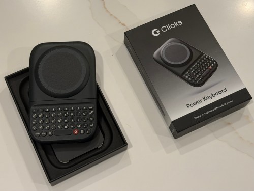 Clicks Power Keyboard, BlackBerry tarzı yazma deneyimini her telefona sunuyor, ancak bazı kısıtlamalarla