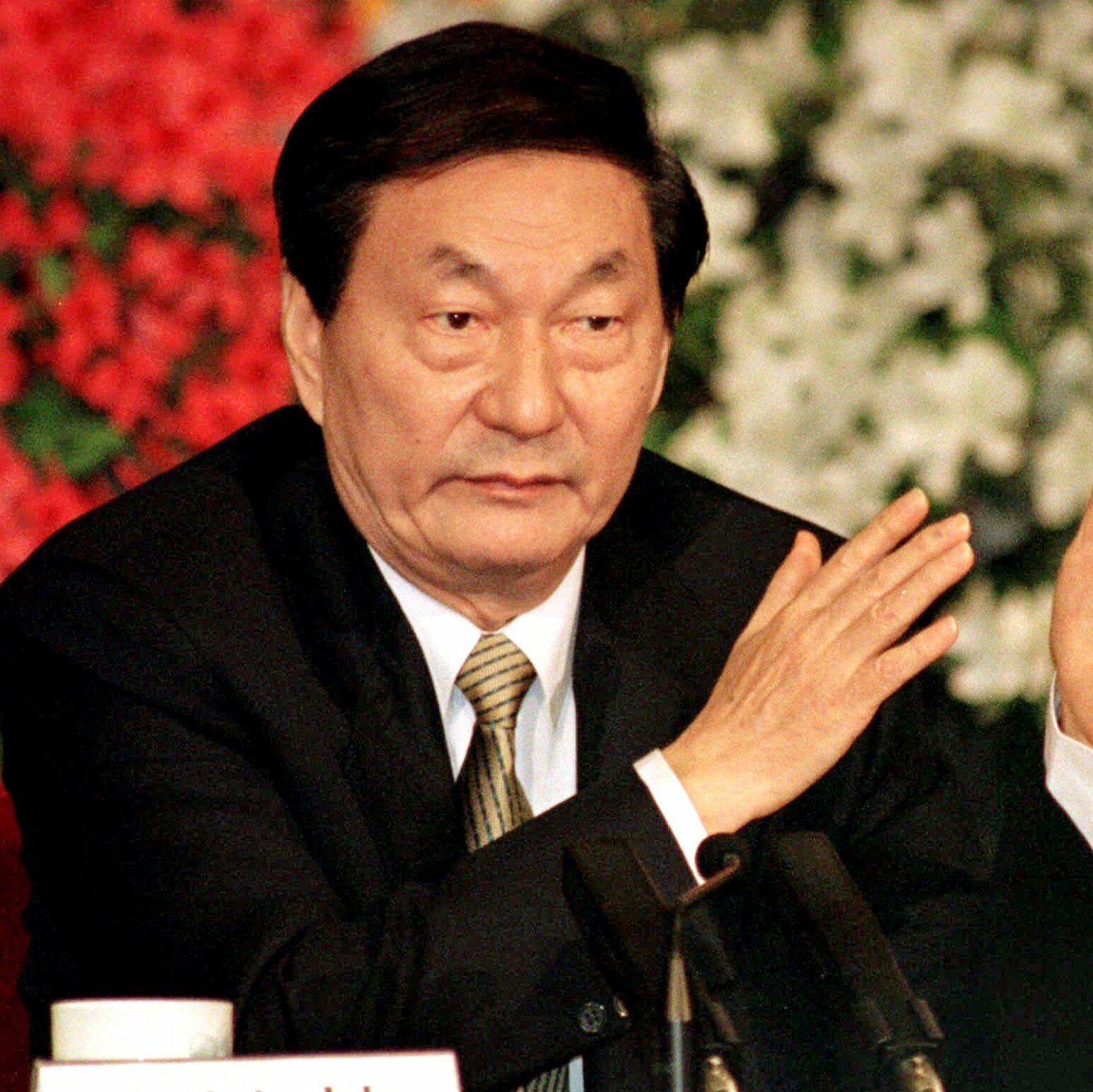 Zhu Rongji, Çin'in Pazar Ekonomisine Yönlendiren Eski Başbakan, 97 Yaşında Vefat Etti