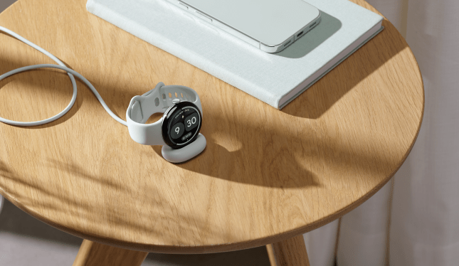 Google, Gelişmiş Sağlık İzleme ve Gemini Asistanı ile Pixel Watch 5'i Tanıttı