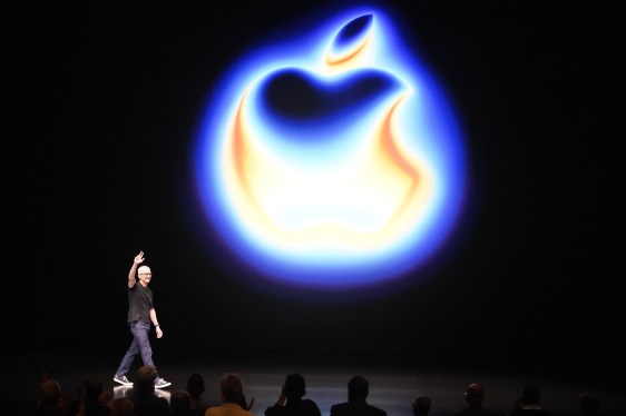 Apple, App Store dışı alışverişlerden %15 kesinti önerdi