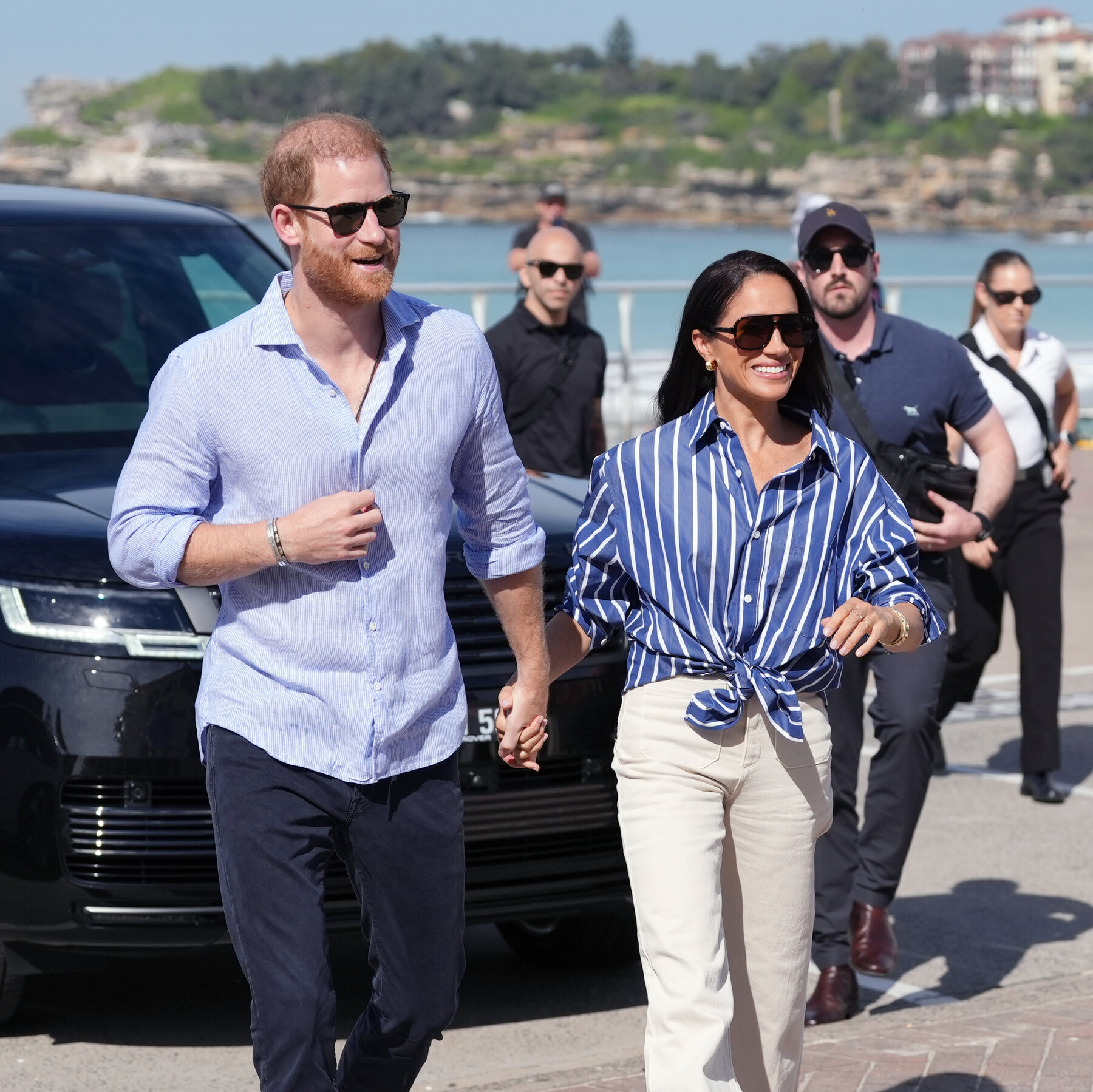 Prince Harry ve Meghan Markle İngiltere’ye Dönüş Planlarını Değerlendiriyor