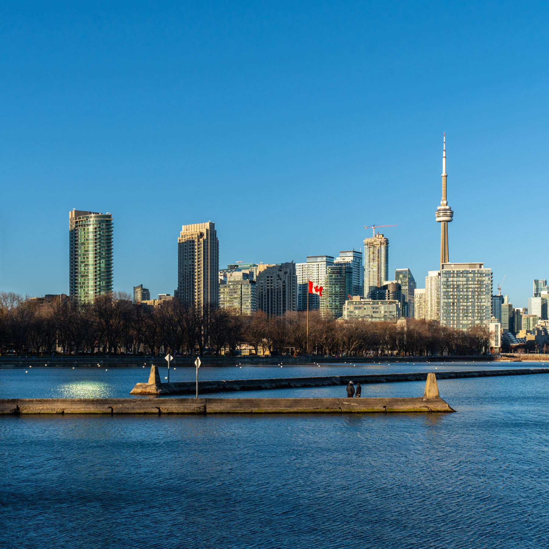 Trump, Kanada ile Ticaret Gerilimi Arasında Ontario Gölü'nü Yeniden Adlandırma Tehdidinde